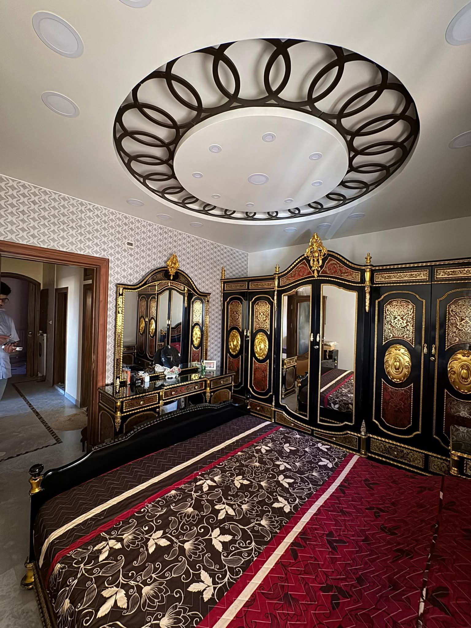 شقة للبيع -المزة مواجه دار البعث - 3