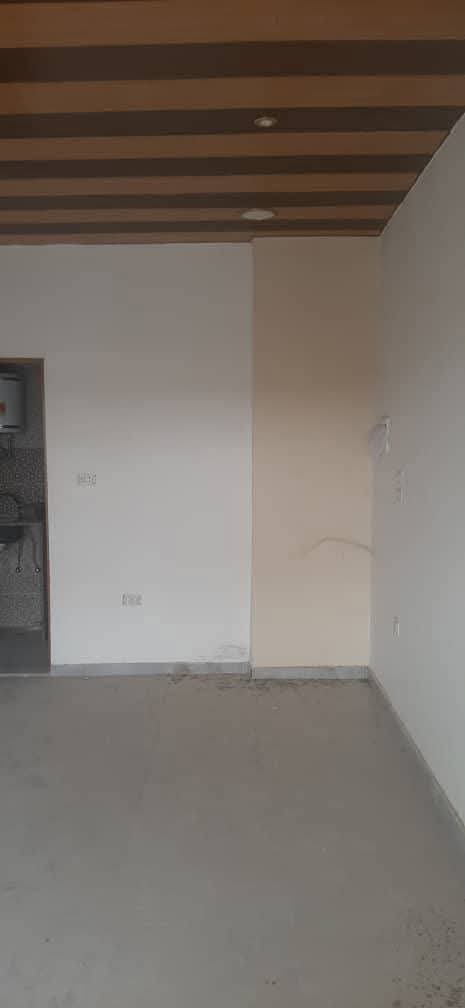 محل للبيع _اشرفية صحنايا - 2