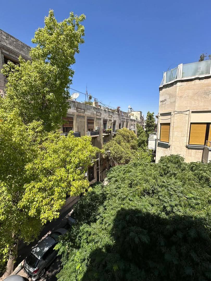 للبيع شقة -الطلياني - 4