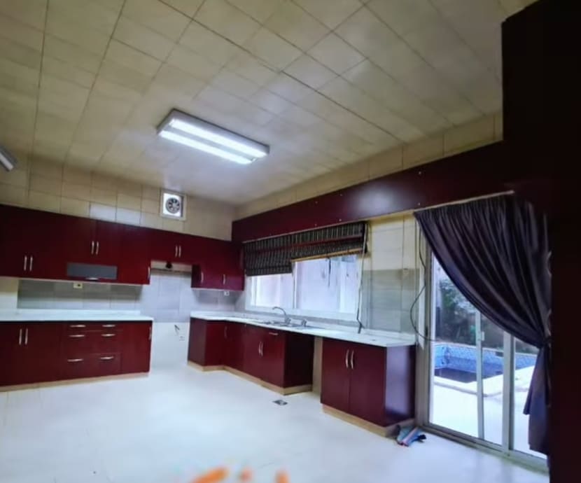 شقة ارضية للبيع -مزة فيلات غربية - 4