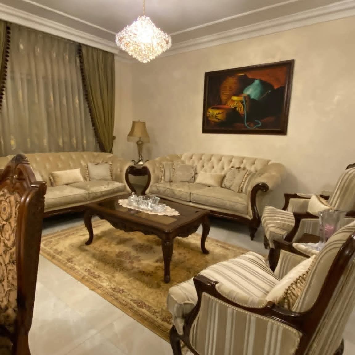 شقة بموقع مميز للبيع -الميسات - 4