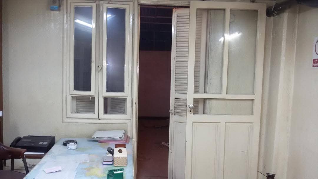 مكتب بموقع مميز للايجار -التجهيز - 5