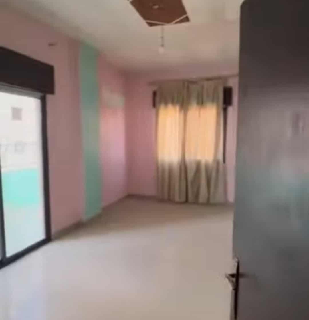 شقة للبيع -اشرفية صحنايا - 2