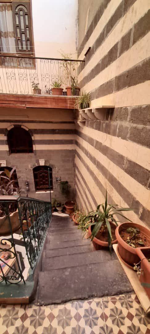 بيت عربي شريحة اثرية بحي راقي -باب توما - 5