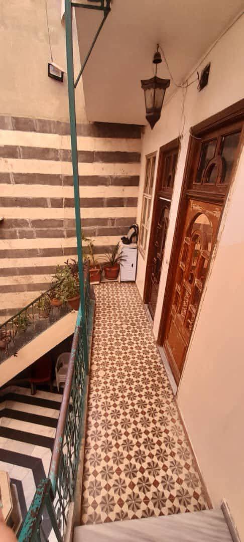 بيت عربي شريحة اثرية بحي راقي -باب توما - 3