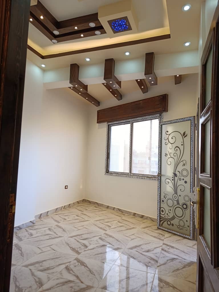 شقة سوبر مع اطلالة للبيع -حرستا - 4