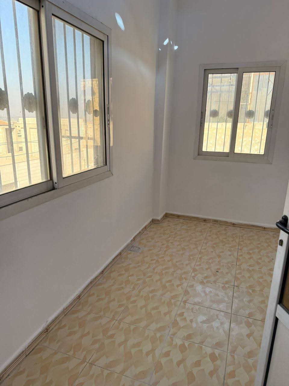 شقة للبيع -اشرفية صحنايا - 2