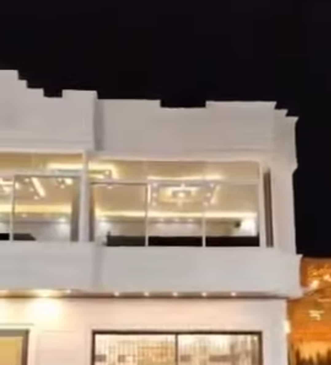 فيلا ملكية من اجمل الفلل للبيع -طريق المطار - 5