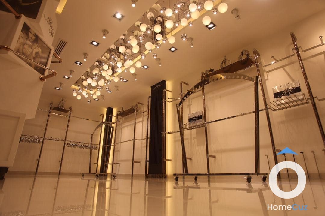 مكتب بكسوة ملكية فاخر للايجار -الطلياني - 5