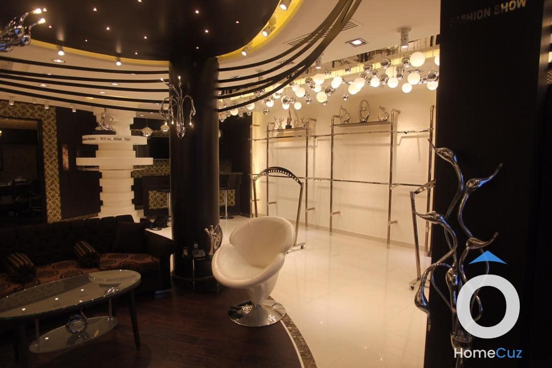 مكتب بكسوة ملكية فاخر للايجار -الطلياني - 2