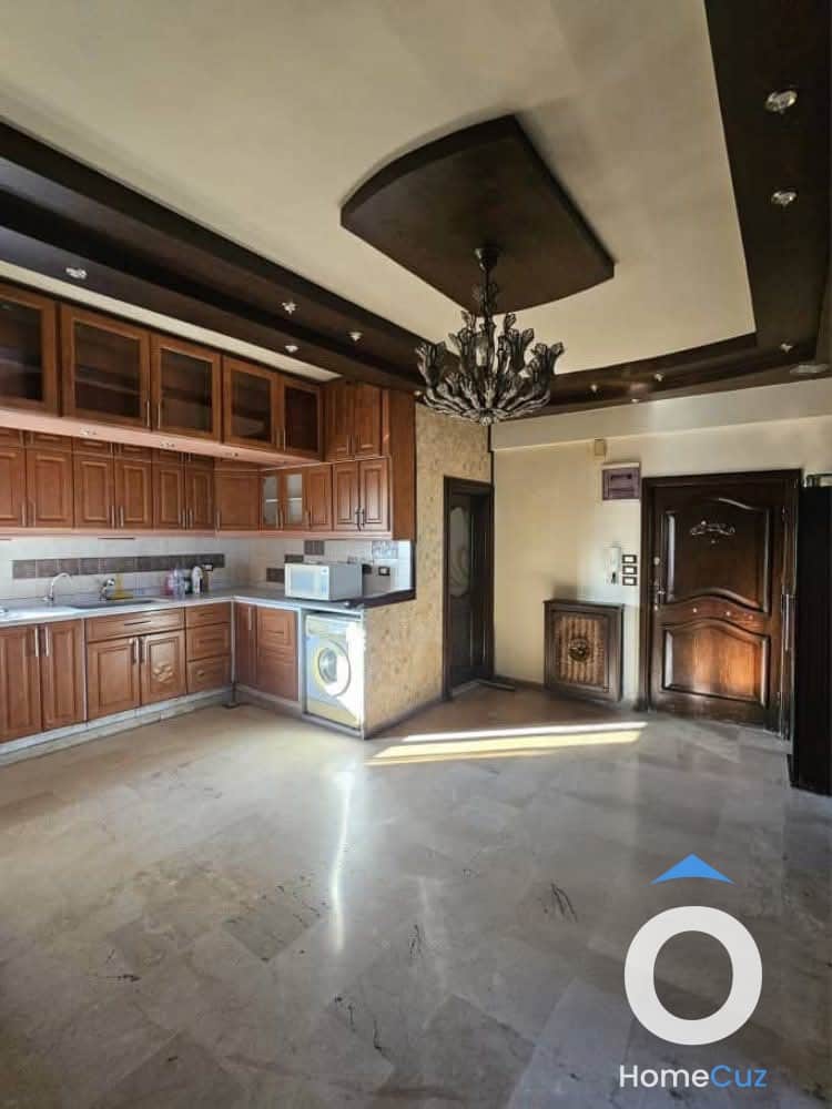 شقة فاخرة للبيع -شرقي التجارة - 2