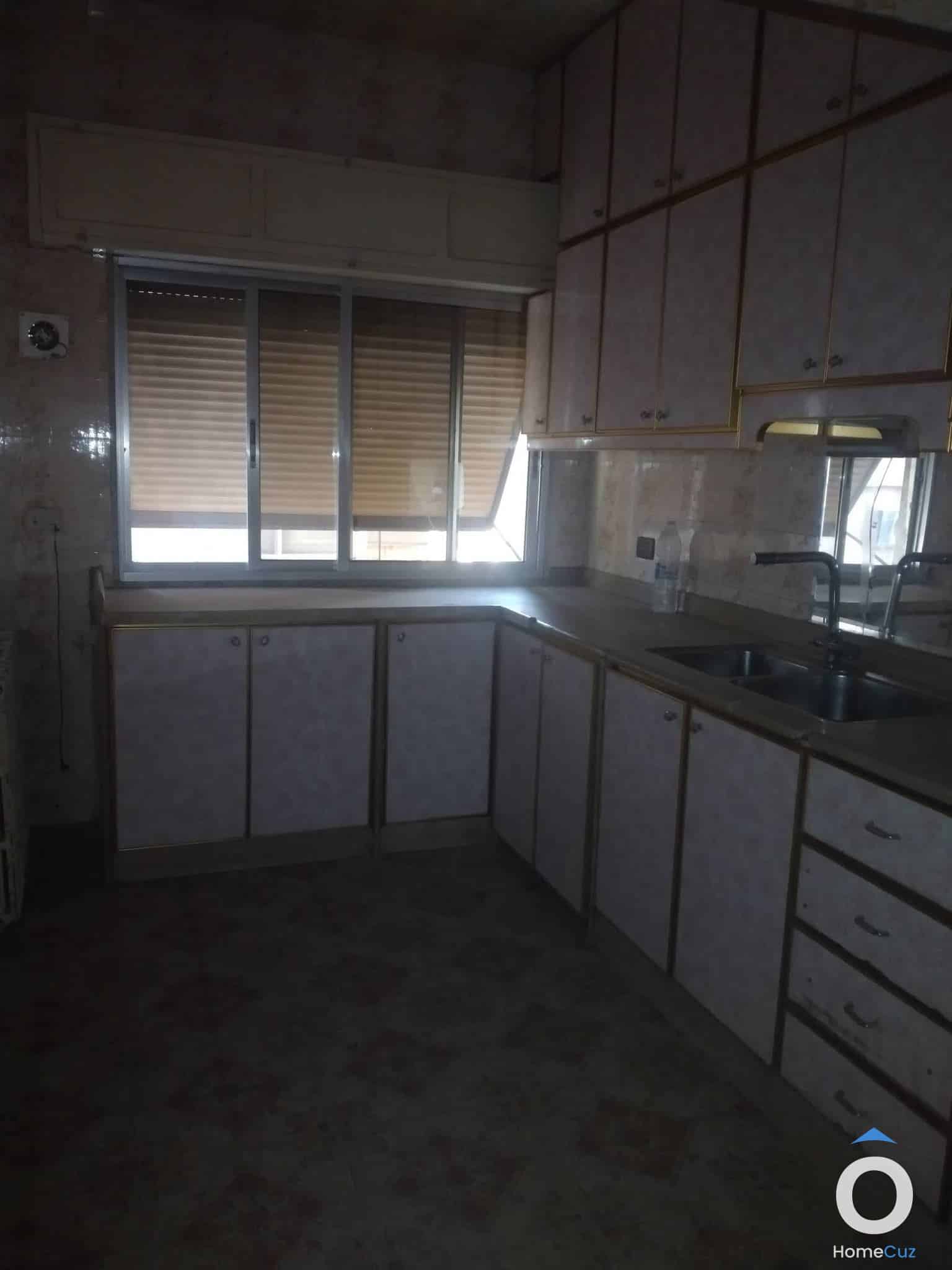 شقة للايجار بدون فرش- شارع فارس خوري - 2