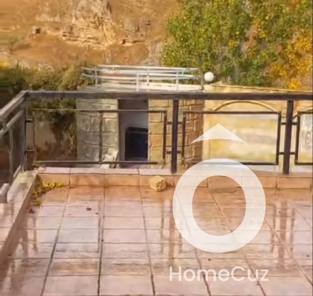 فيلا ٣ طوابق للبيع - الزبداني - طريق سرغايا - 4